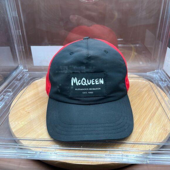 Alexander McQueen Graffiti Cap Black/Red Size S - Picture 1 of 9